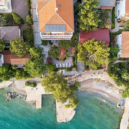 Villa Vicko Starigrad Paklenica Buitenkant foto