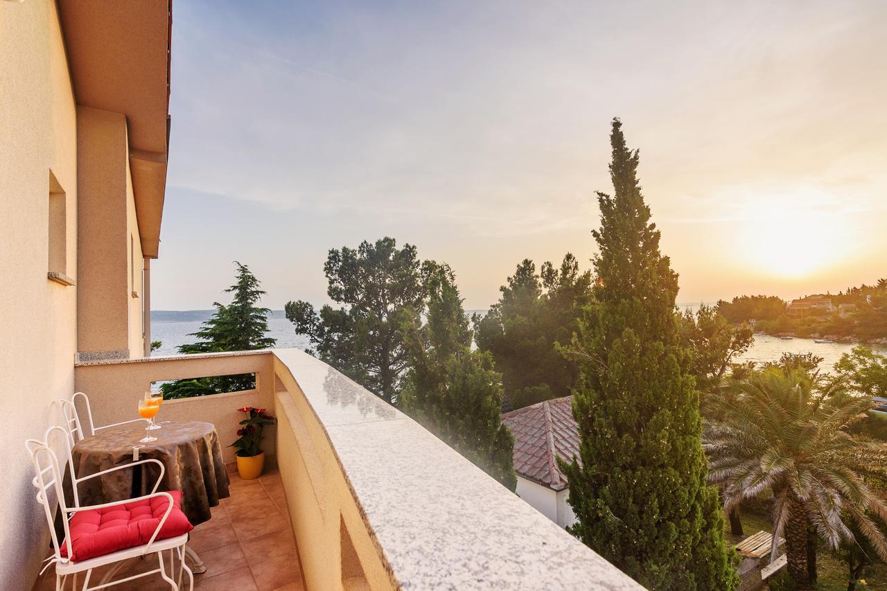 Villa Vicko Starigrad Paklenica Buitenkant foto