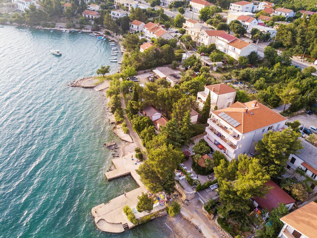 Villa Vicko Starigrad Paklenica Buitenkant foto